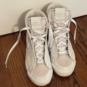 Nike Blazer Mid Victory